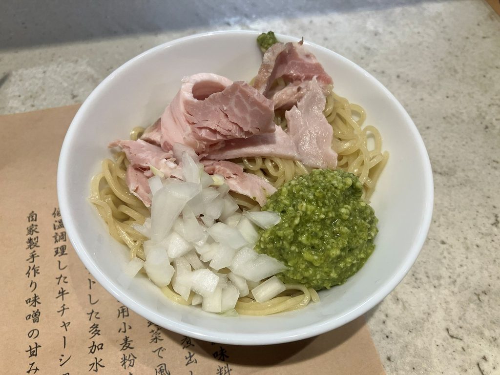 熱田味噌拉麺ぶりゆで注文したバジルの和玉(あえだま)